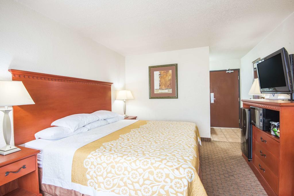 Days Inn Austin Crossroads ภายนอก รูปภาพ